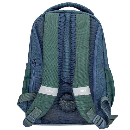 Adventure World Schoolbackpack With Snake