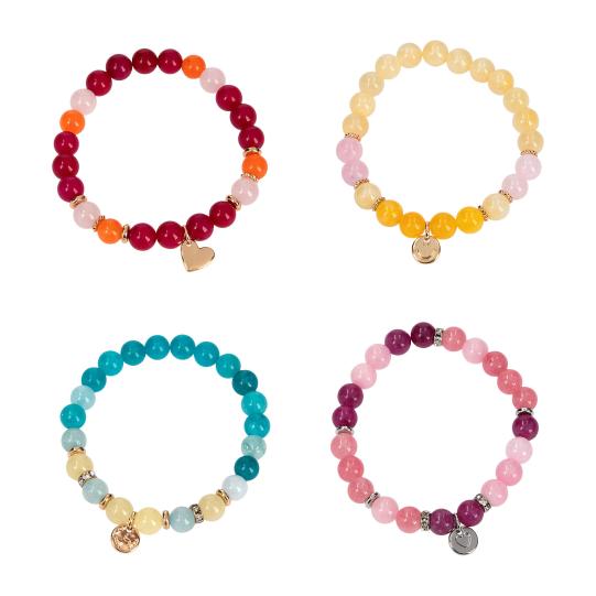 Perlenarmbänder im Display