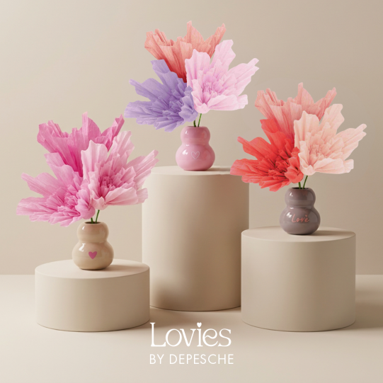 LOVIES Vase With Blossoms Set