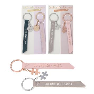 Freundschafts-Schlüsselanhänger im Display