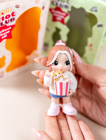 Lolli Riot & Friends: Sammelfiguren für dein Office und den Alltag!