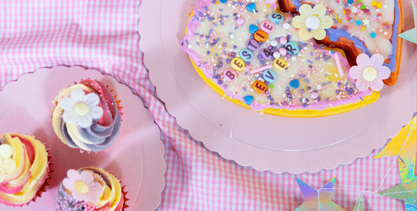 TOPModel BAKE and CREATE Kuchen und Muffins mit TOPModel Back-Accessoires