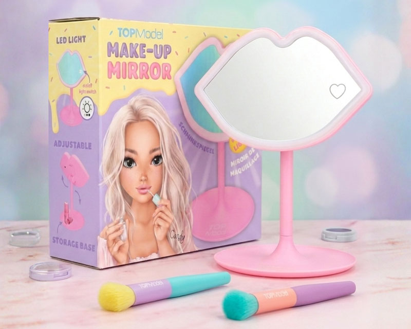 Girl wearing TOPModel Face Mask in front of the mirror
